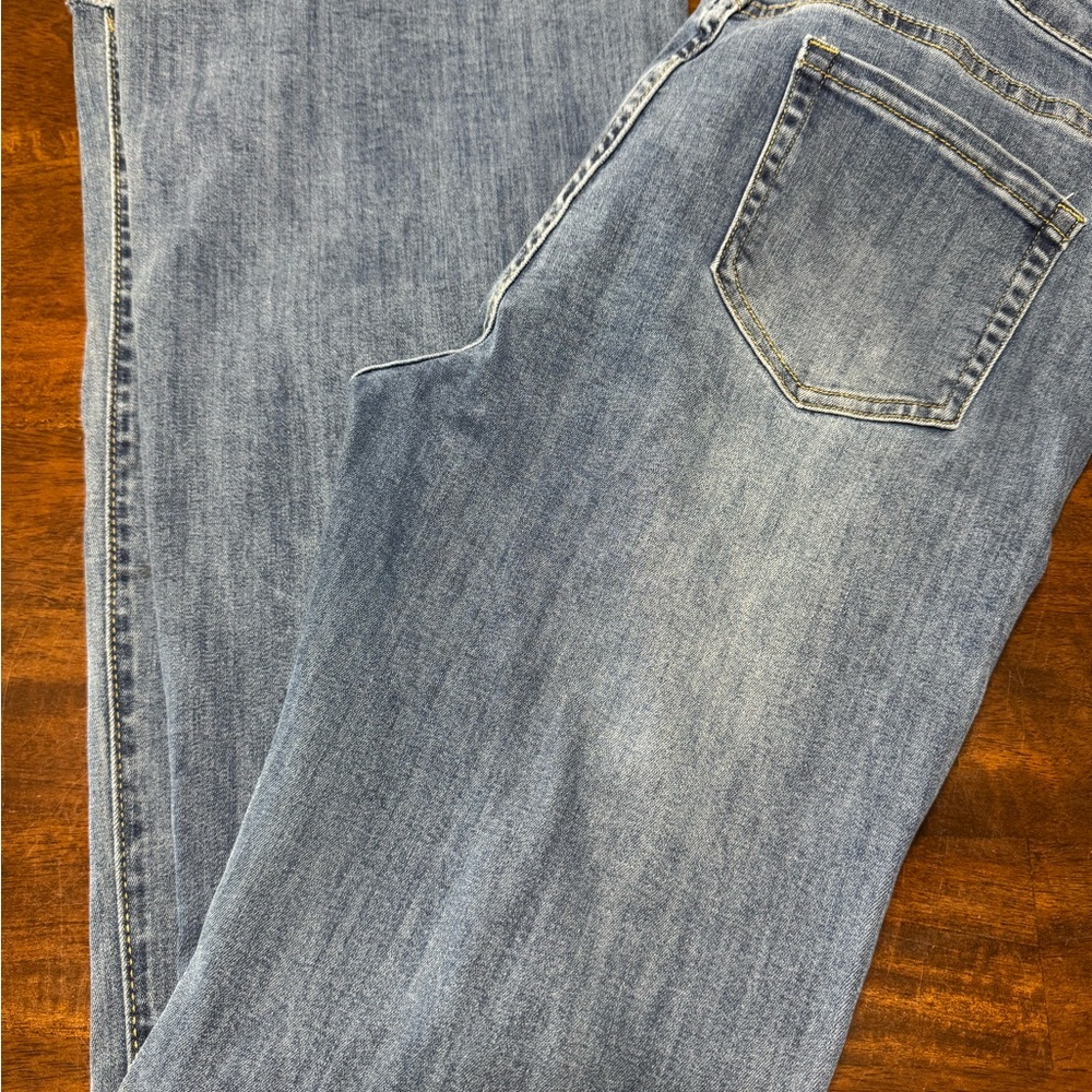 Paul Denim&Co Classic Blue Jeans with Gold Stitching